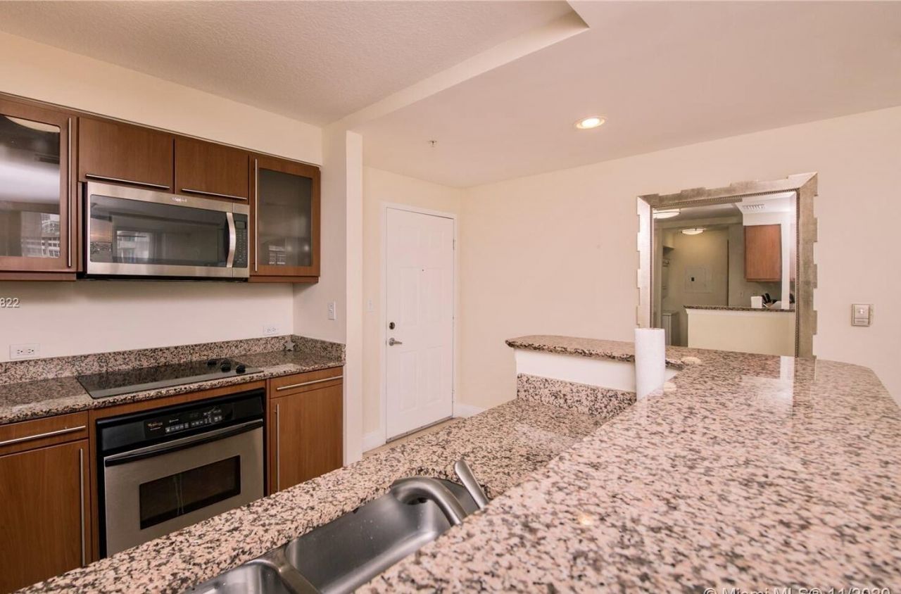 2080 S Ocean Drive, Unit Ph8, Hallandale Beach, FL 33009 Photo