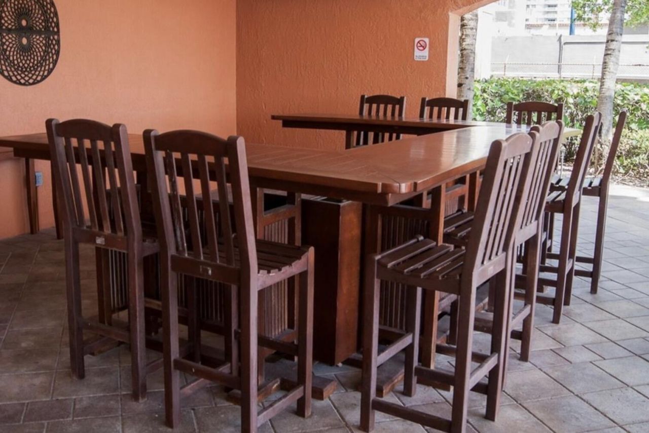 2080 S Ocean Drive, Unit Ph8, Hallandale Beach, FL 33009 Photo