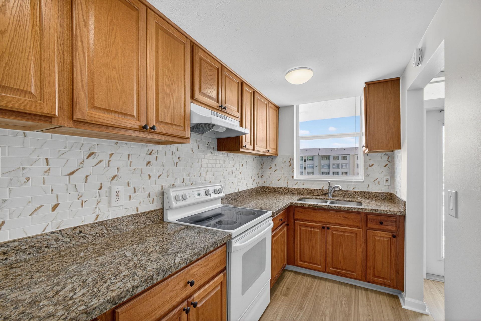 104 Paradise Harbour Boulevard, Unit 203, North Palm Beach, FL 33408 Photo