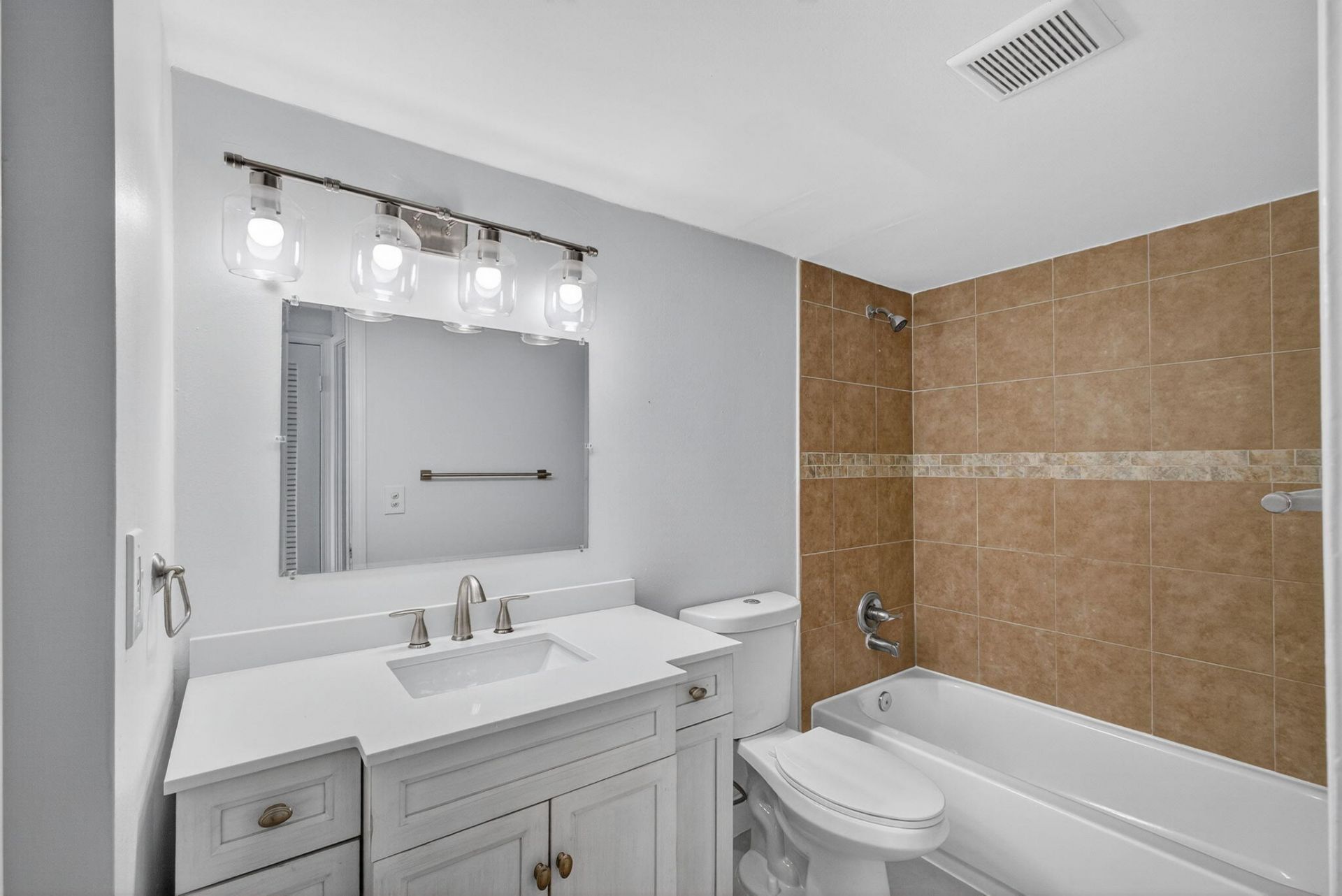 104 Paradise Harbour Boulevard, Unit 203, North Palm Beach, FL 33408 Photo