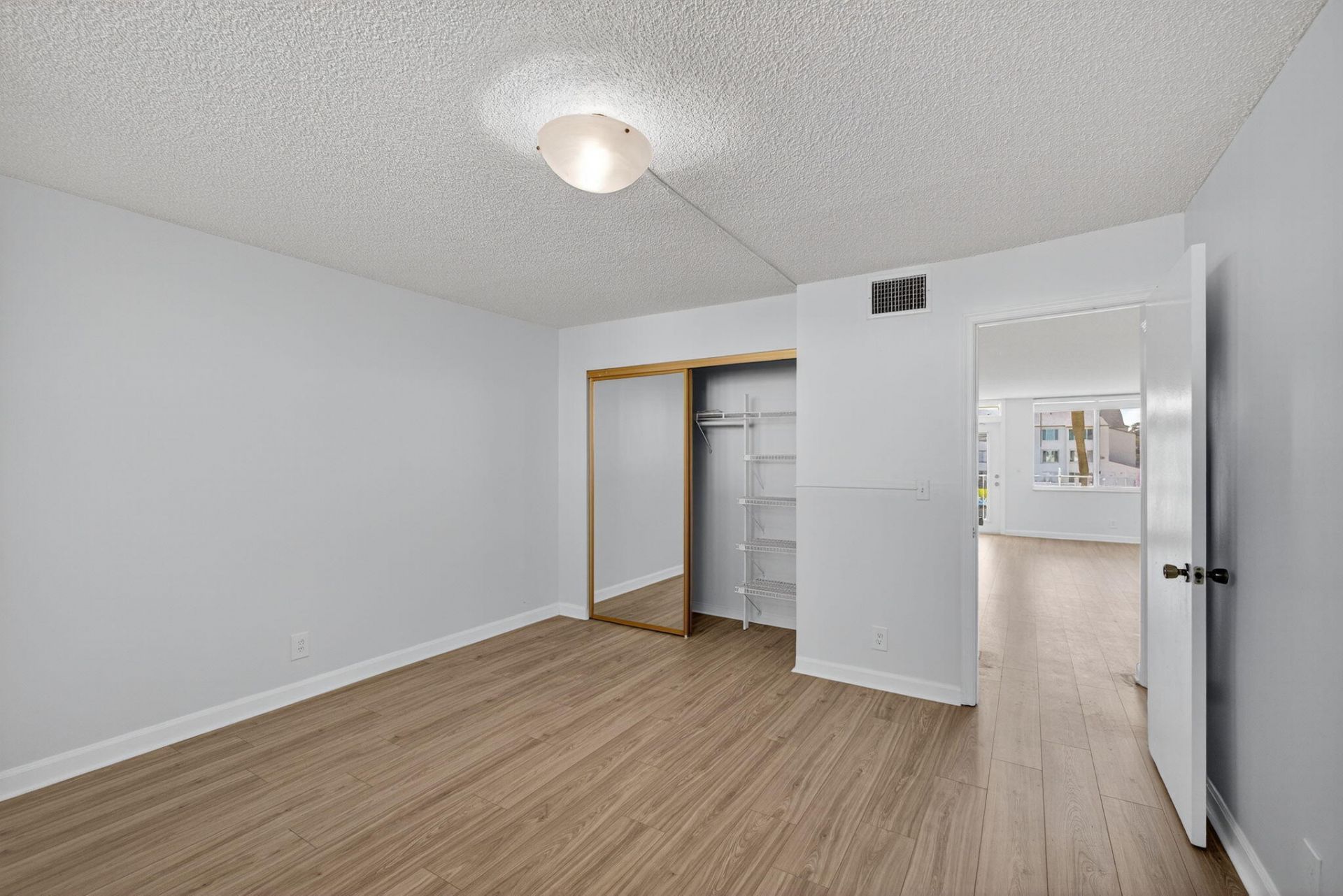 104 Paradise Harbour Boulevard, Unit 203, North Palm Beach, FL 33408 Photo