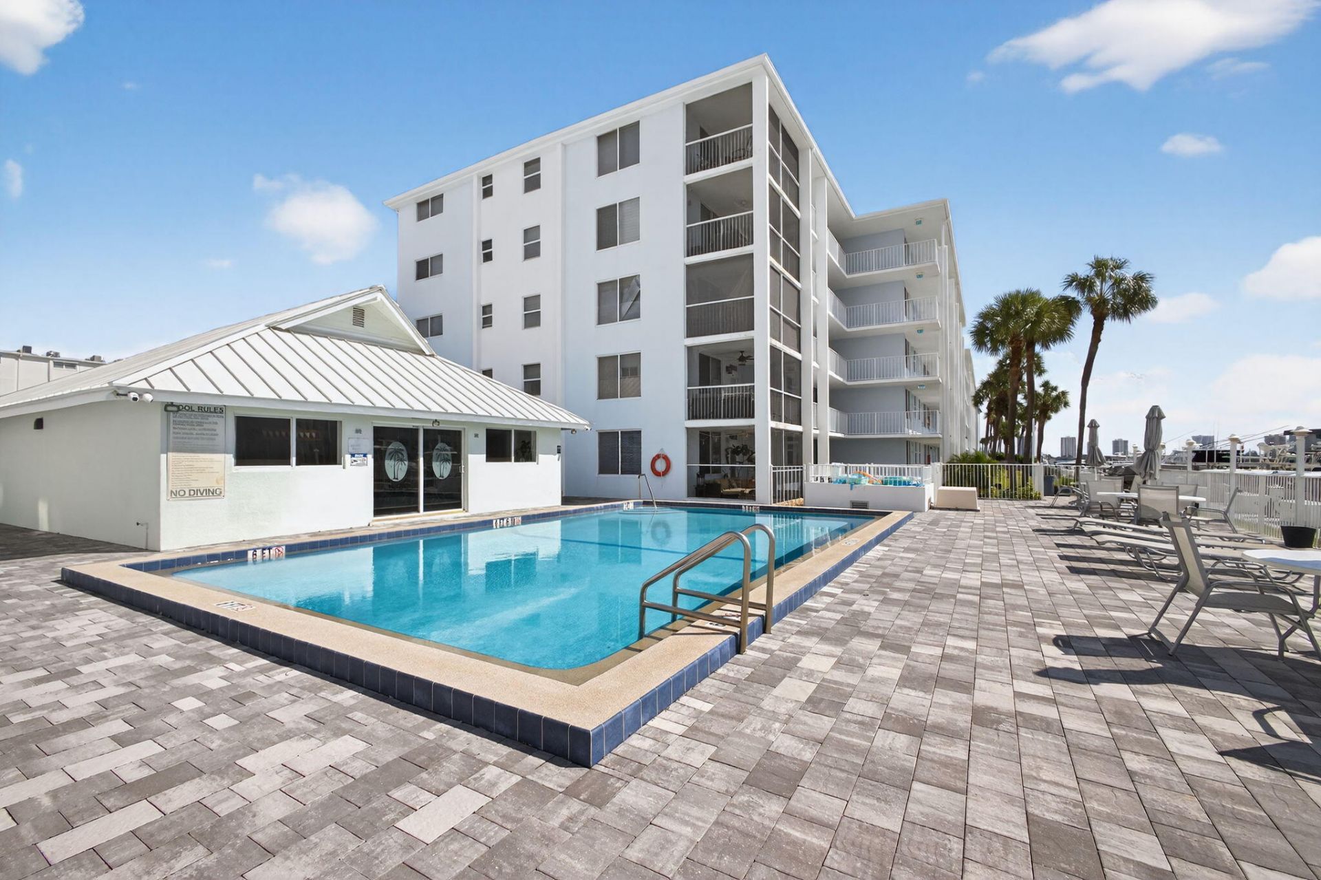 104 Paradise Harbour Boulevard, Unit 203, North Palm Beach, FL 33408 Photo