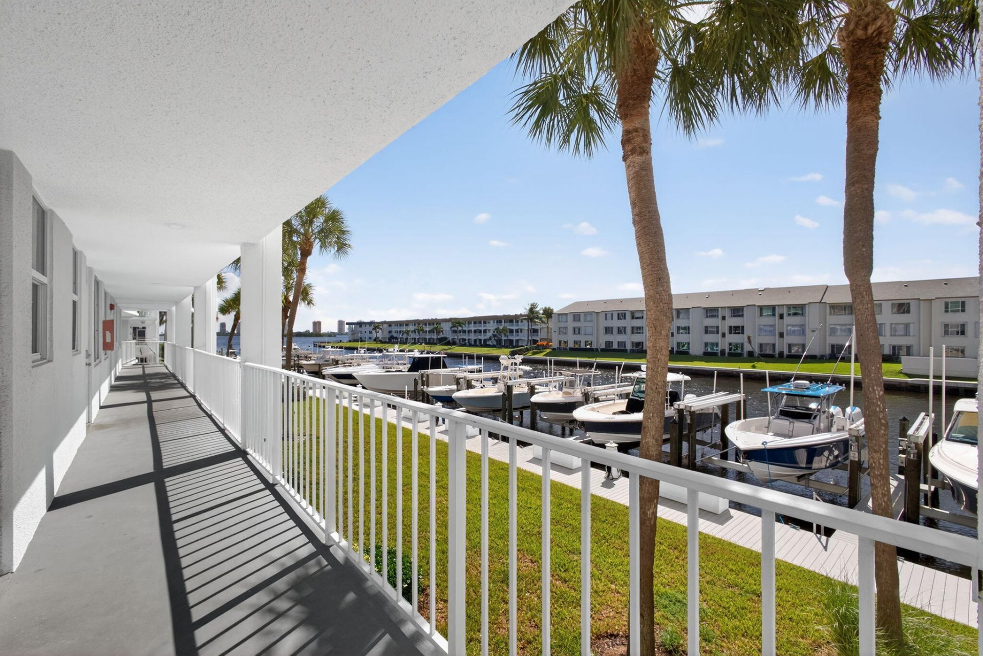 104 Paradise Harbour Boulevard, Unit 203, North Palm Beach, FL 33408 Photo