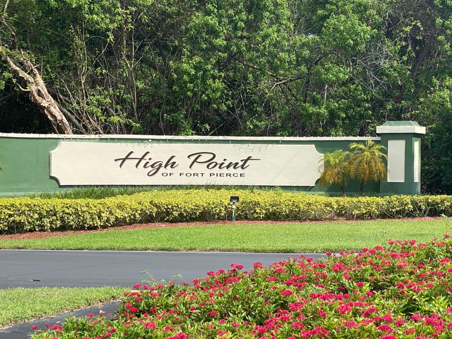 533 S Lakes End Drive, Unit 1, Fort Pierce, FL 34982 Photo