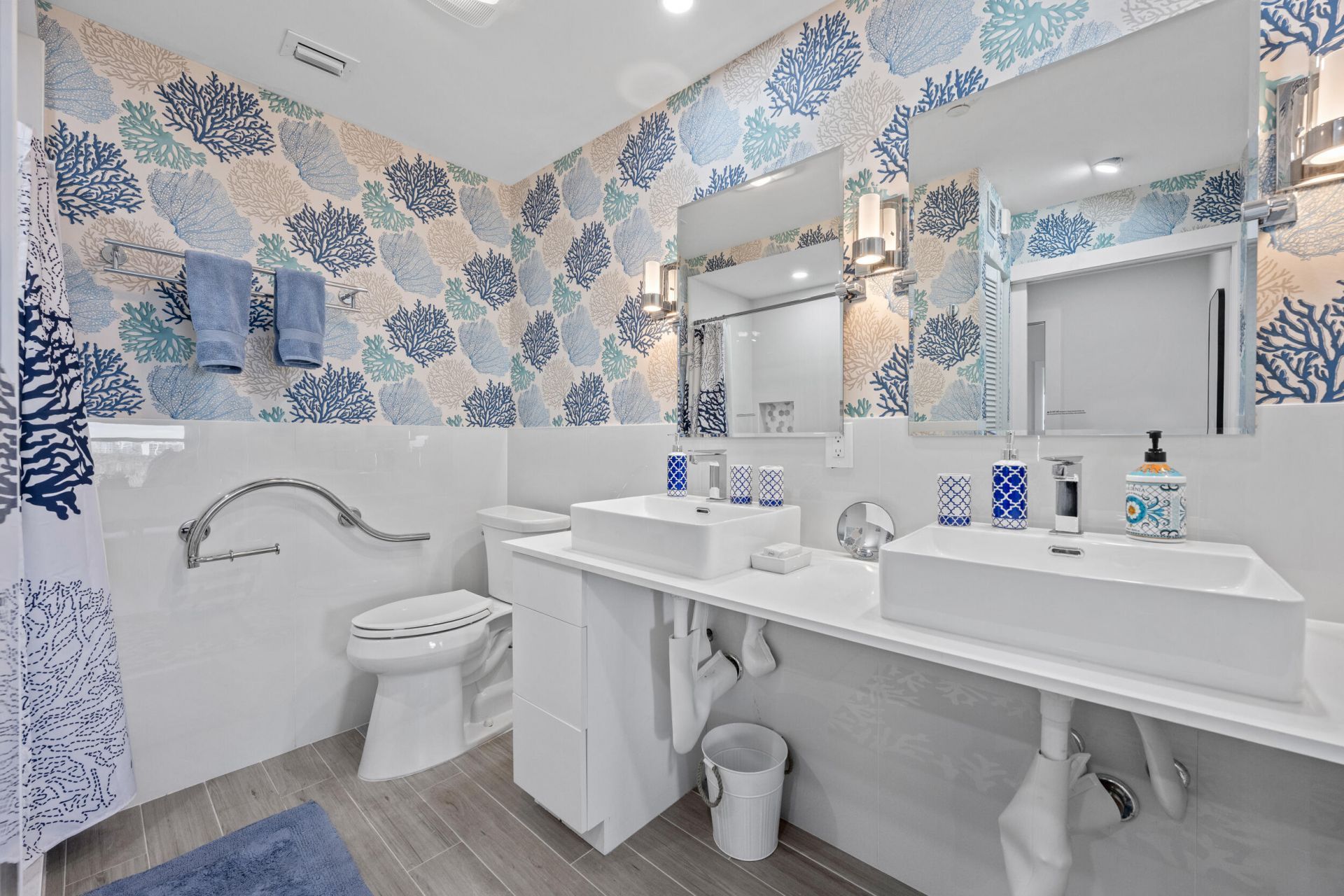 3230 S Ocean Boulevard, Unit A602, Palm Beach, FL 33480 Photo