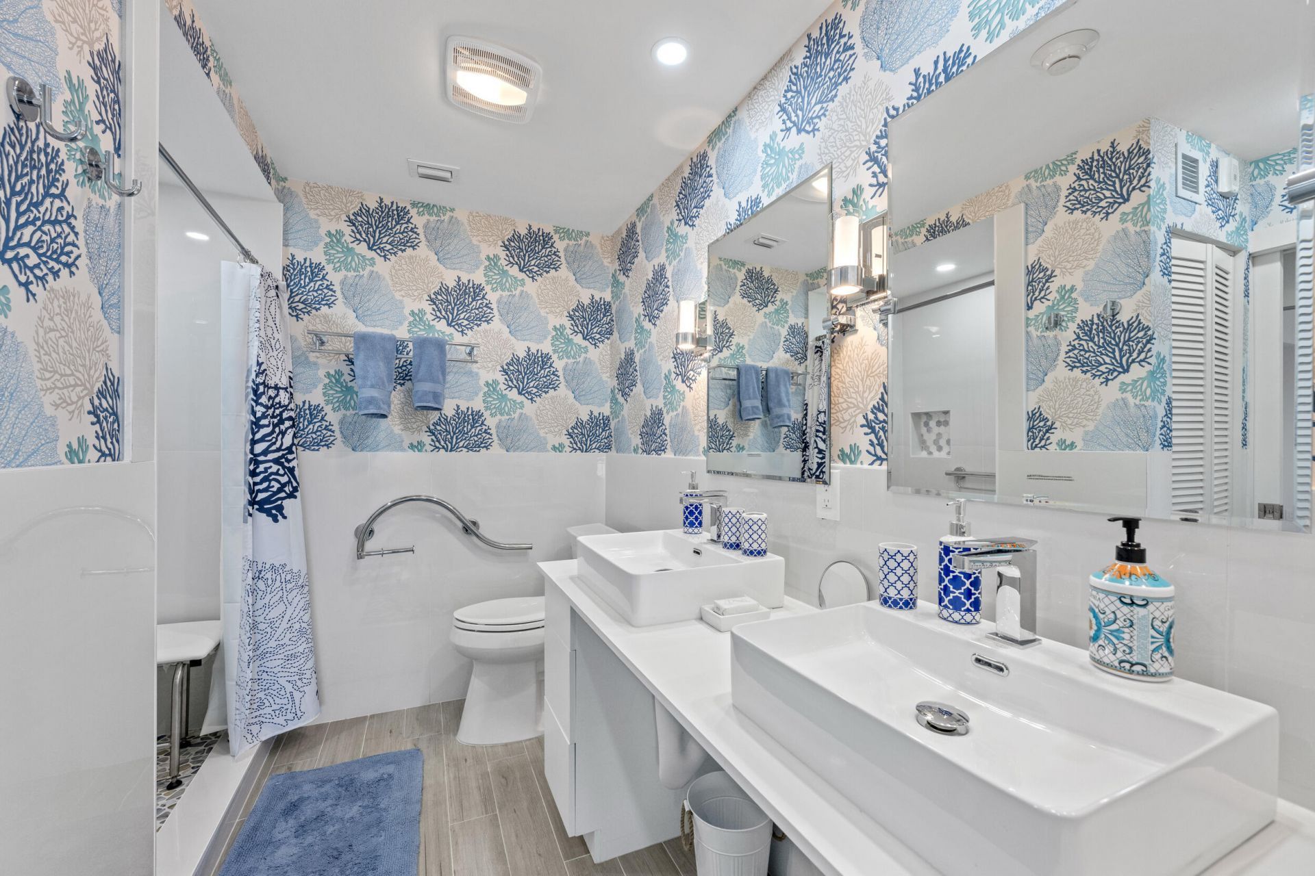 3230 S Ocean Boulevard, Unit A602, Palm Beach, FL 33480 Photo