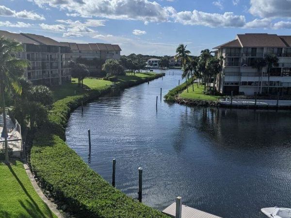 1301 Seafarer Circle, Unit 402, Jupiter, FL 33477