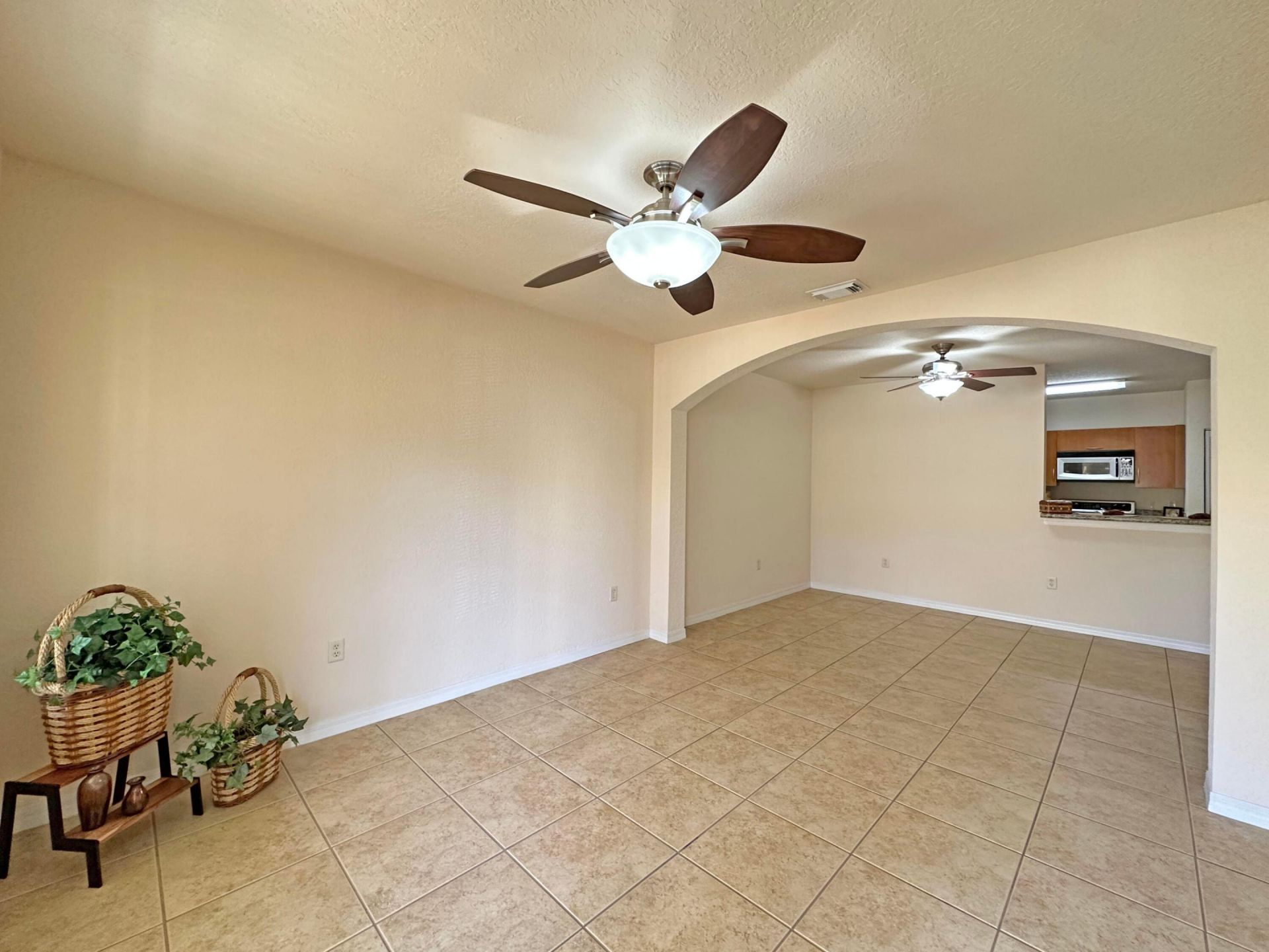 154 SW Peacock Boulevard, Unit 28-205, Port Saint Lucie, FL 34986 Photo