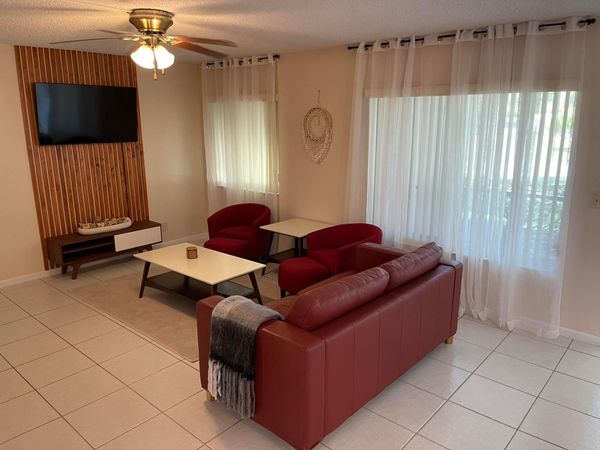 4988 Sable Pine Circle, Unit D1, West Palm Beach, FL 33417