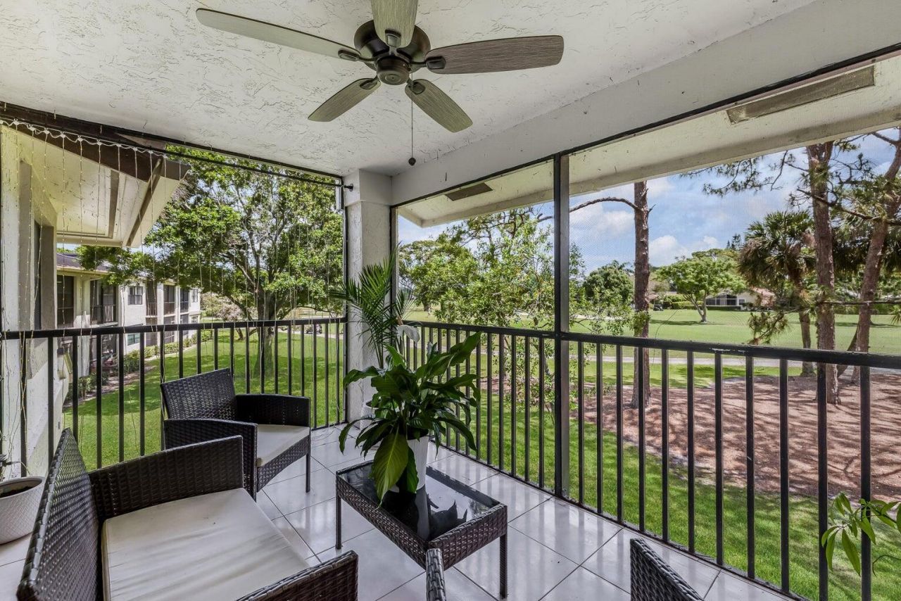 12926 Briarlake Drive, Unit 201, Palm Beach Gardens, FL 33418 Photo