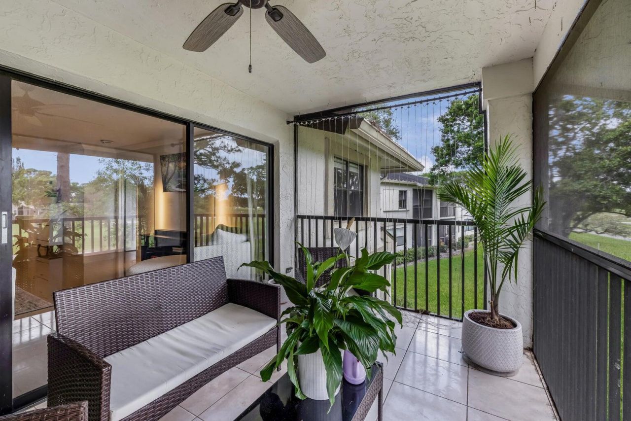 12926 Briarlake Drive, Unit 201, Palm Beach Gardens, FL 33418 Photo