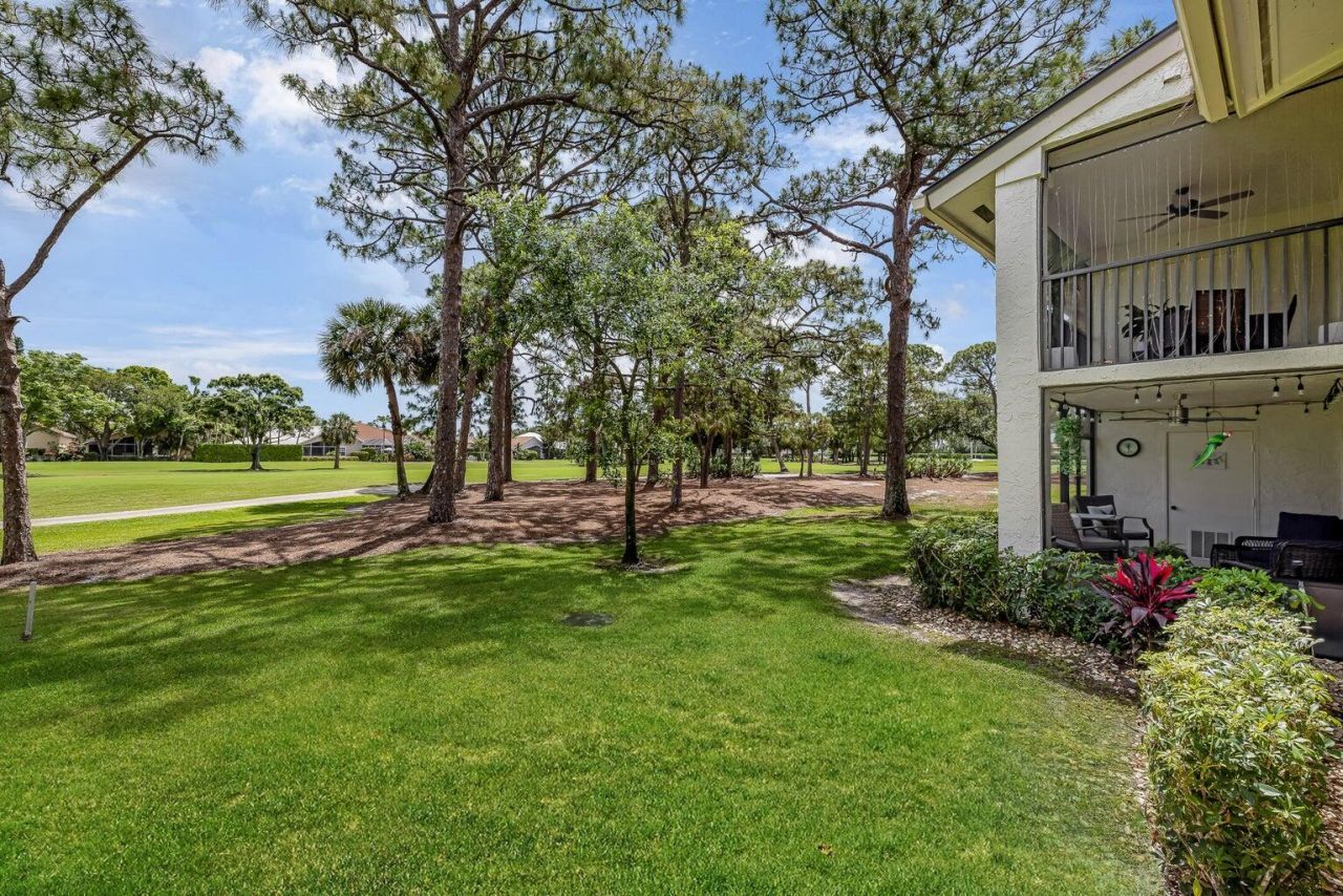 12926 Briarlake Drive, Unit 201, Palm Beach Gardens, FL 33418 Photo