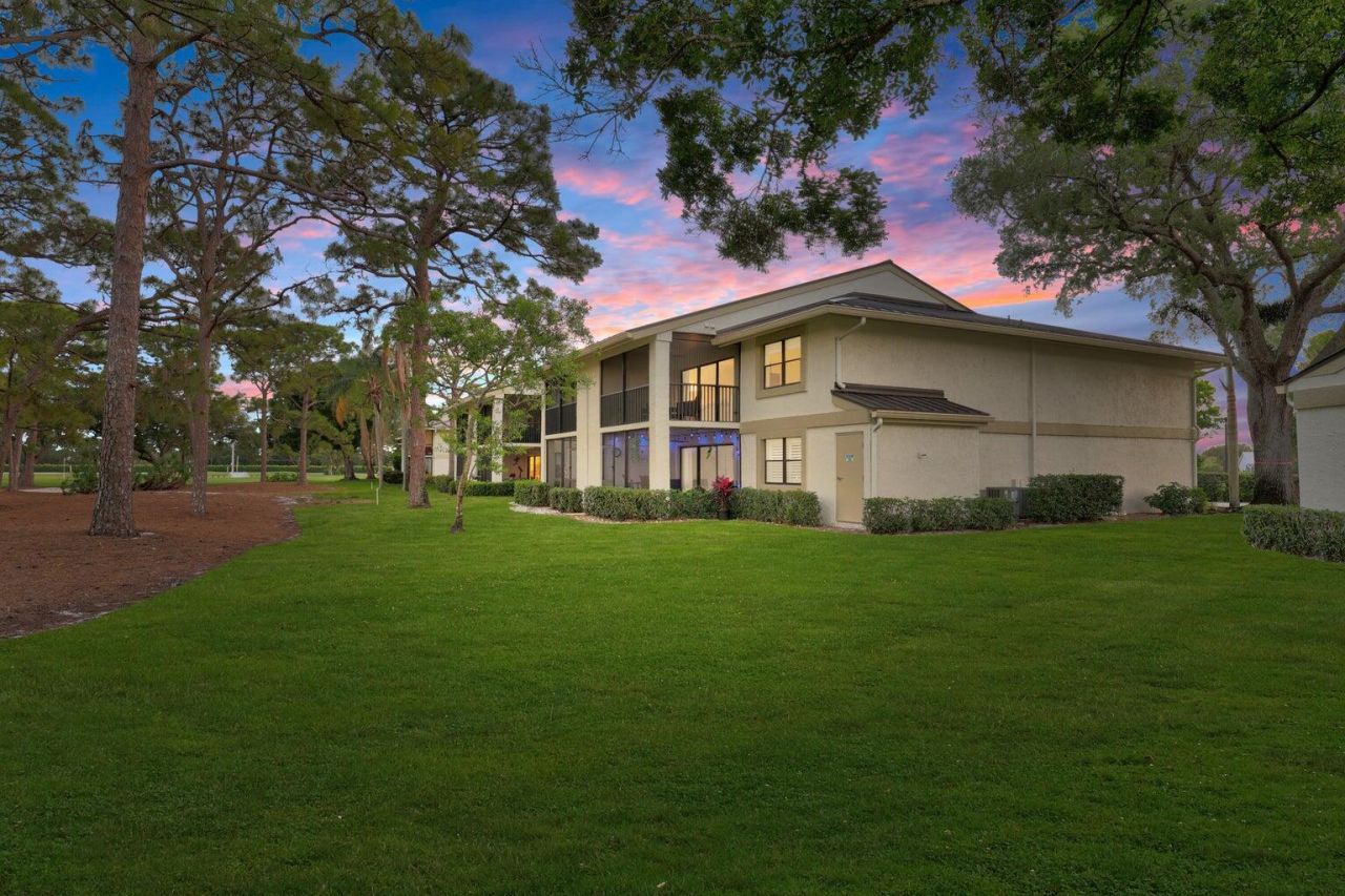 12926 Briarlake Drive, Unit 201, Palm Beach Gardens, FL 33418 Photo