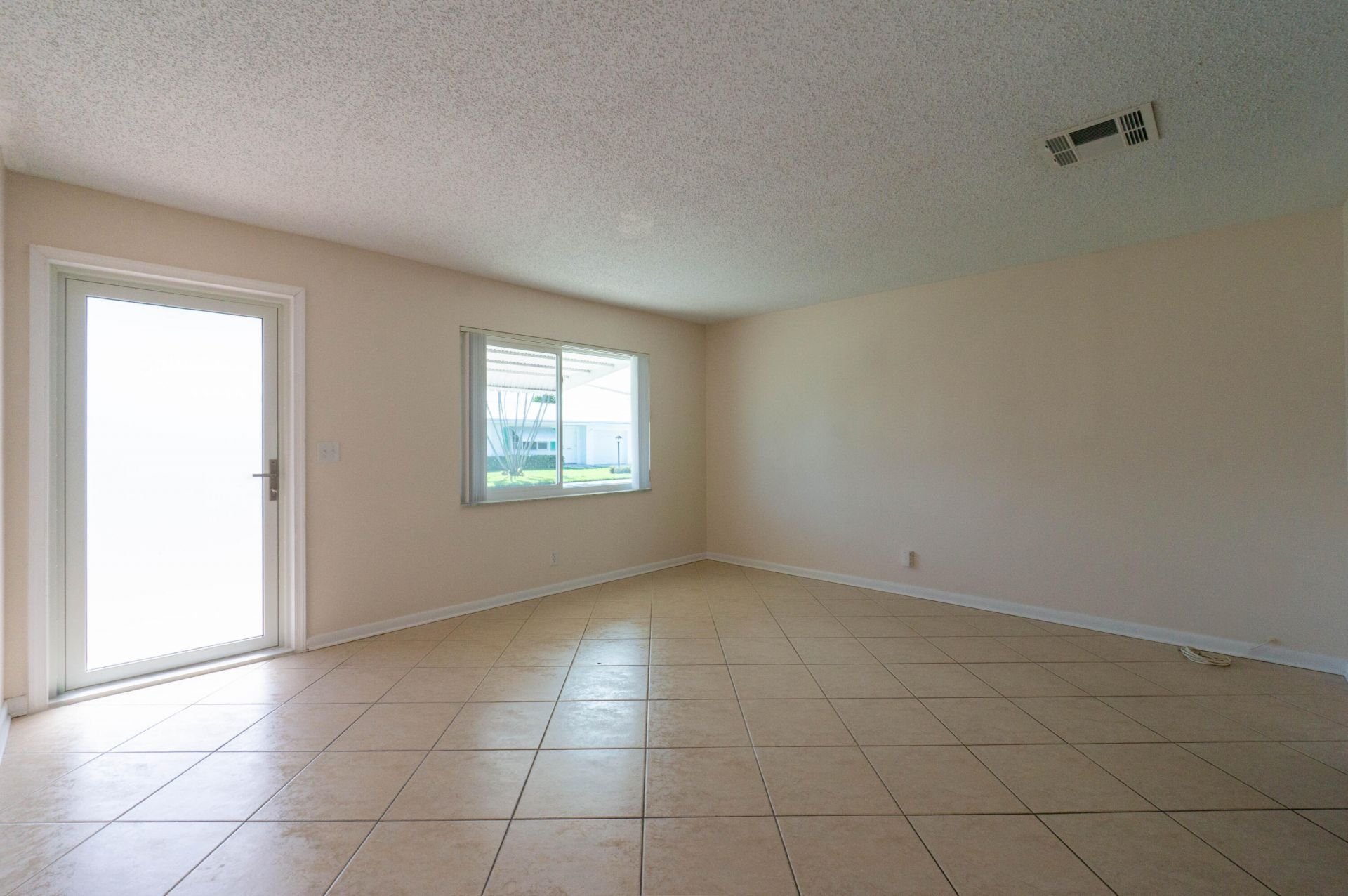 2391 SW 13th Terrace, Boynton Beach, FL 33426 Photo