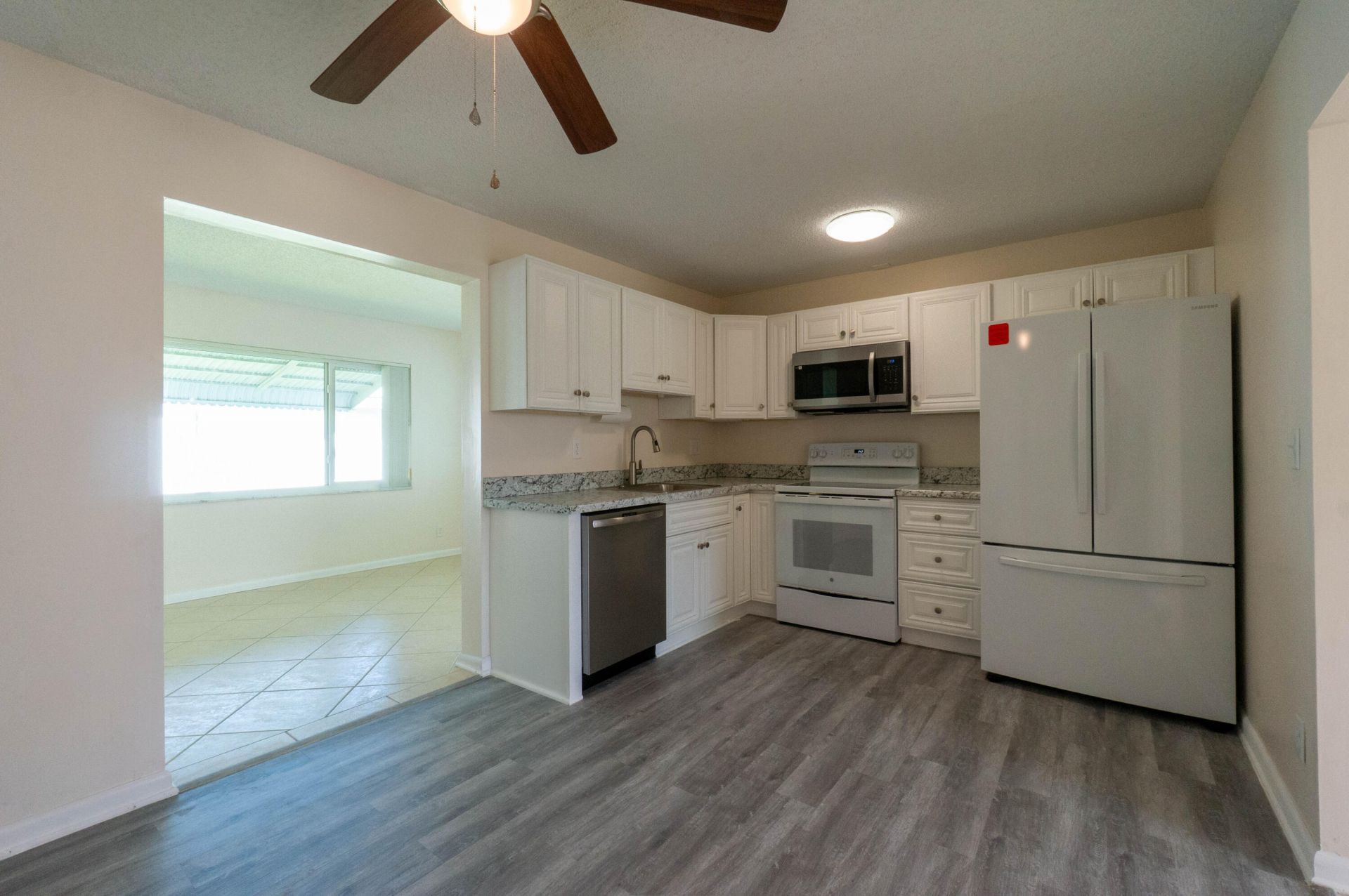 2391 SW 13th Terrace, Boynton Beach, FL 33426 Photo