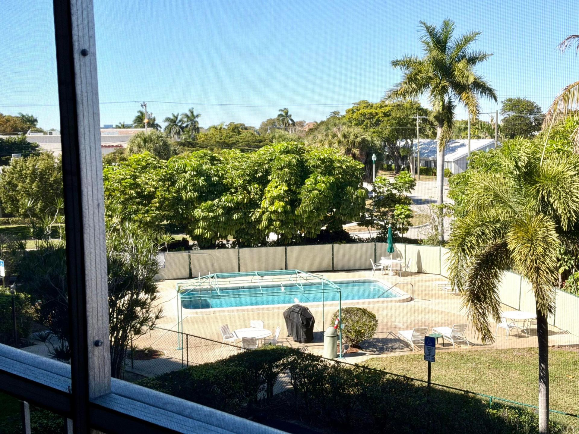 505 Spencer Drive, Unit 210, West Palm Beach, FL 33409 Photo