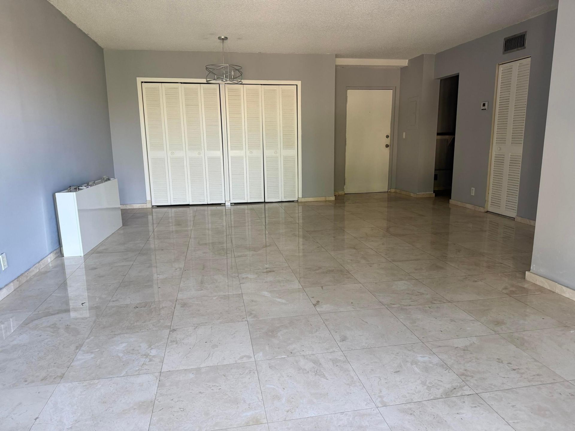 505 Spencer Drive, Unit 210, West Palm Beach, FL 33409 Photo