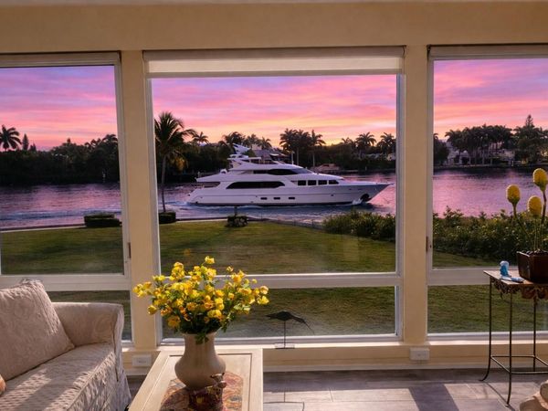 20 Colonial Club Drive, Unit 200, Boynton Beach, FL 33435