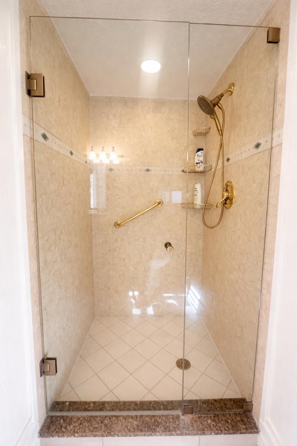 20 Colonial Club Drive, Unit 200, Boynton Beach, FL 33435 Photo