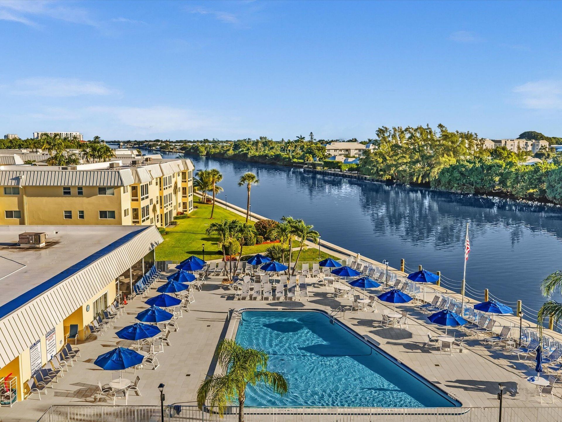 20 Colonial Club Drive, Unit 200, Boynton Beach, FL 33435 Photo