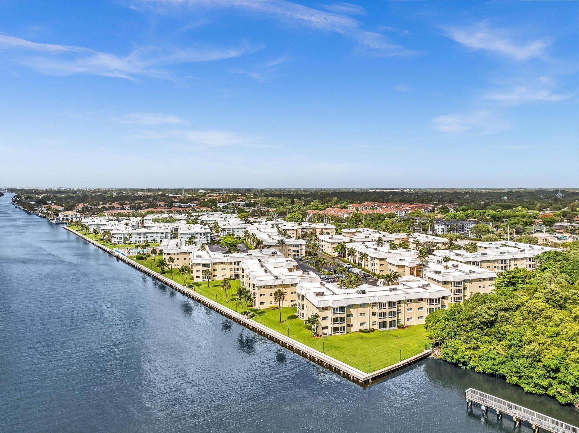 20 Colonial Club Drive, Unit 200, Boynton Beach, FL 33435 Photo