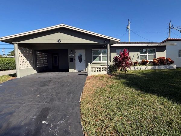 2405 NW 54th St, Fort Lauderdale, FL 33309