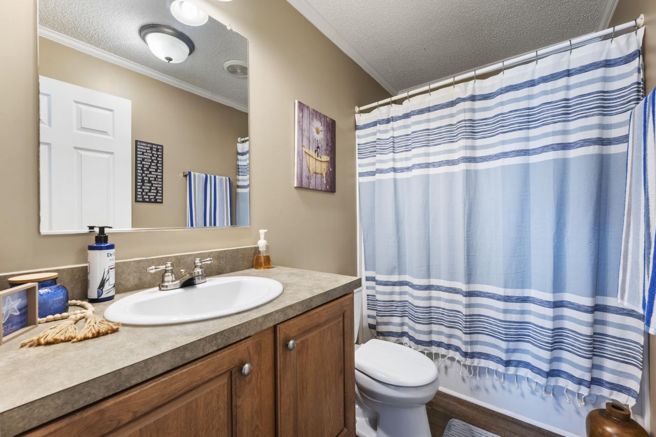 627 Lakeside Drive Photo 14