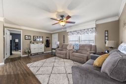 627 Lakeside Drive photo 4