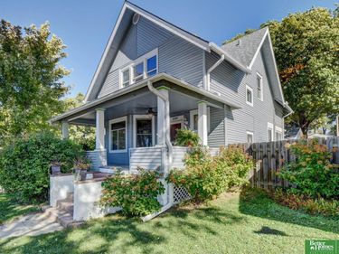 2301 S 35th Avenue, Omaha, NE 68105