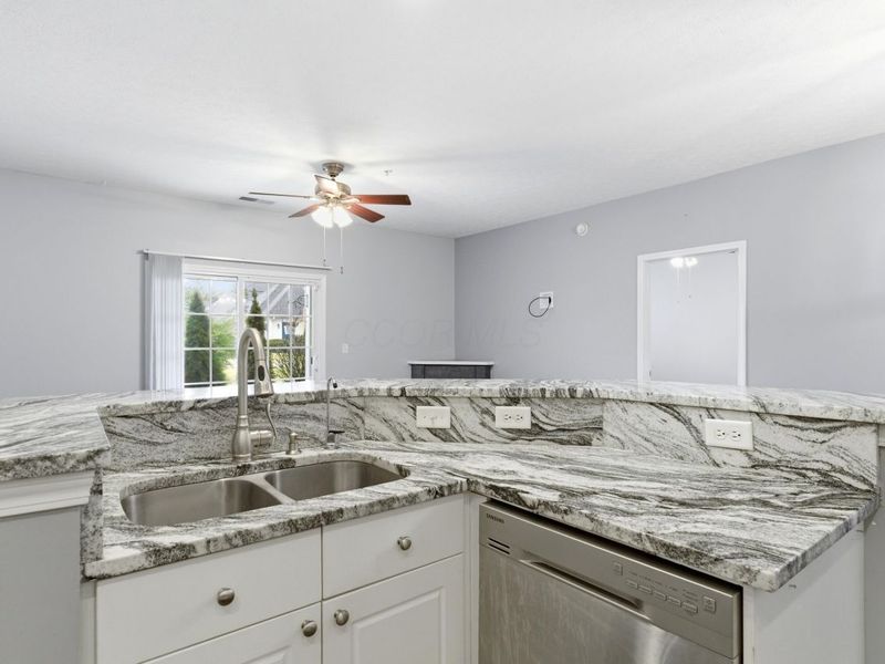 7728 S Essex Gate Drive S, Dublin, OH 43016 Photo 17