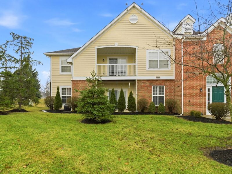 7728 S Essex Gate Drive S, Dublin, OH 43016 Photo 2