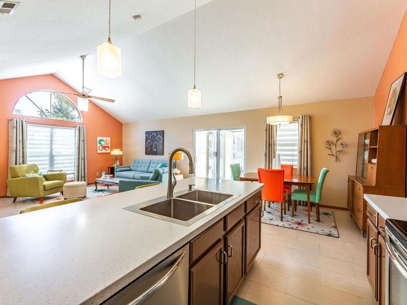 4081 Chennin Drive, Unit 2, Columbus, OH 43230 Photo 11