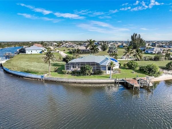 4640 NW 33rd TER, CAPE CORAL, FL 33993