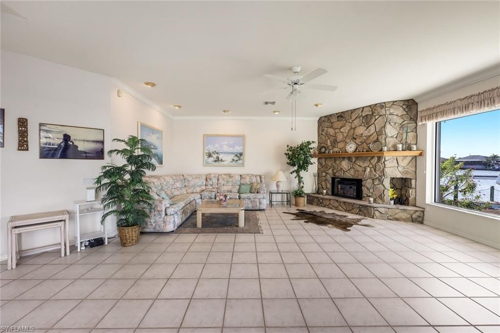 4640 NW 33rd Ter, Cape Coral, FL 33993 Photo