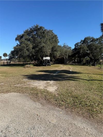 2687 Old Lakeport Rd , Moore Haven, FL 33471 Photo