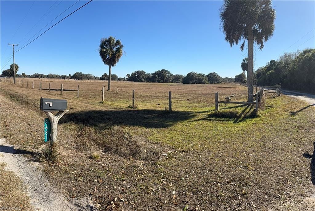 2687 Old Lakeport Rd , Moore Haven, FL 33471 Photo