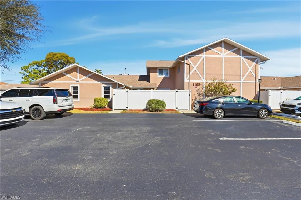 1103 SE 8th Ter, Unit D, Cape Coral, FL 33990 Photo