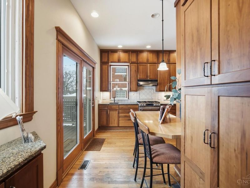 567 Howell Avenue, Cincinnati, OH 45220 Photo 20