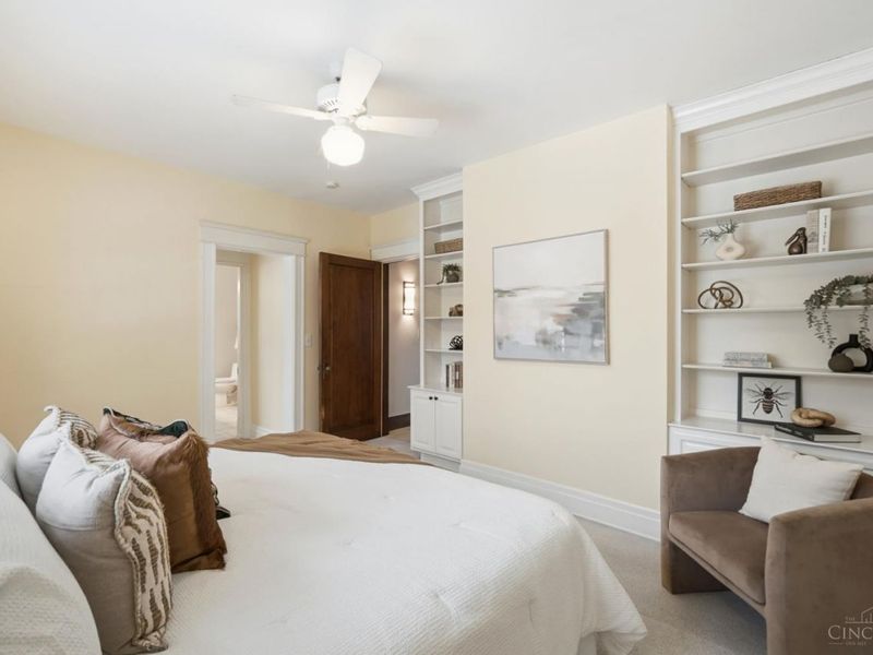 567 Howell Avenue, Cincinnati, OH 45220 Photo 32