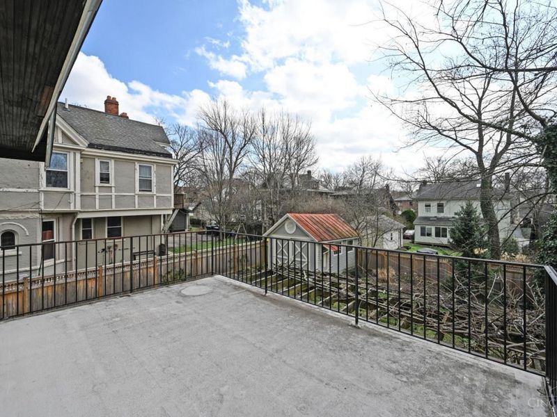 567 Howell Avenue, Cincinnati, OH 45220 Photo 39