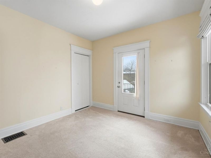 567 Howell Avenue, Cincinnati, OH 45220 Photo 43