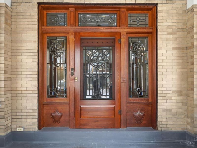 567 Howell Avenue, Cincinnati, OH 45220 Photo 5