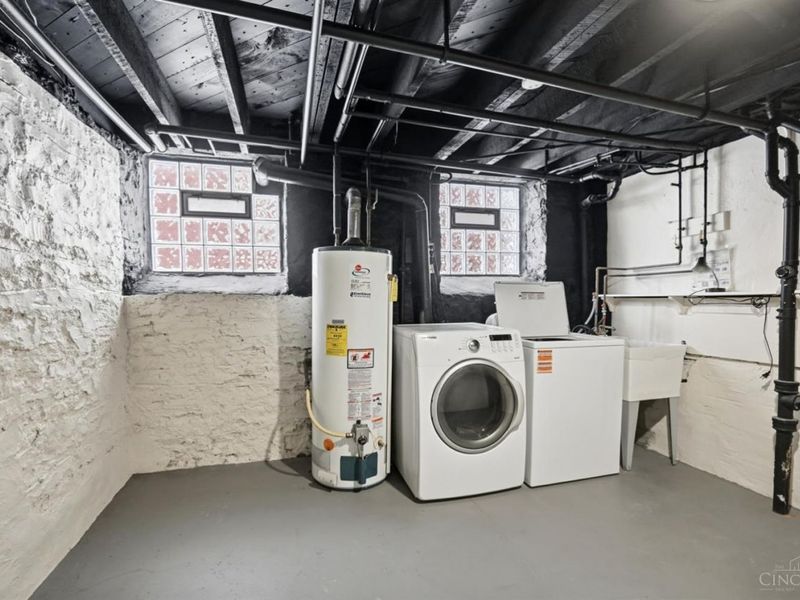 567 Howell Avenue, Cincinnati, OH 45220 Photo 53