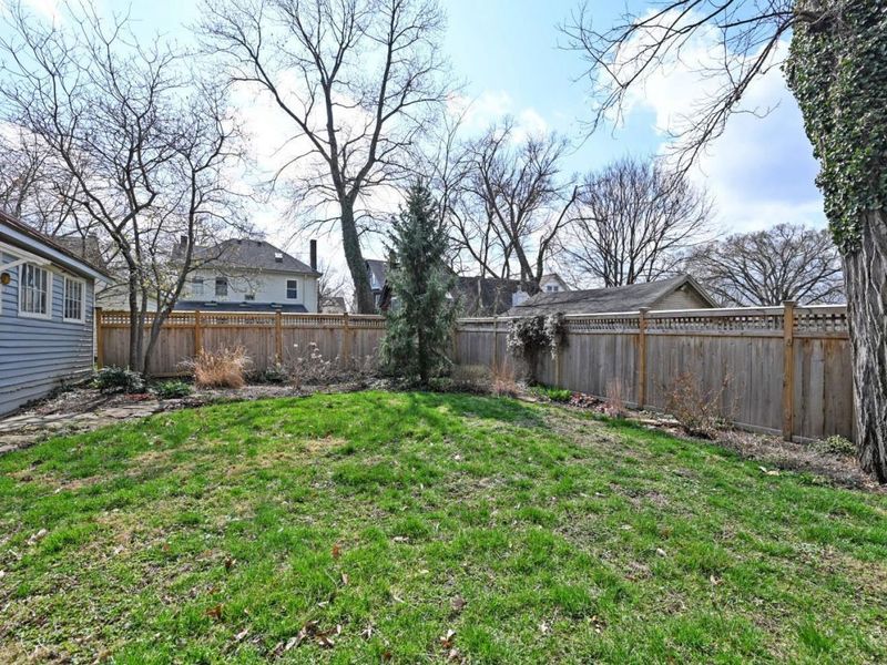 567 Howell Avenue, Cincinnati, OH 45220 Photo 69