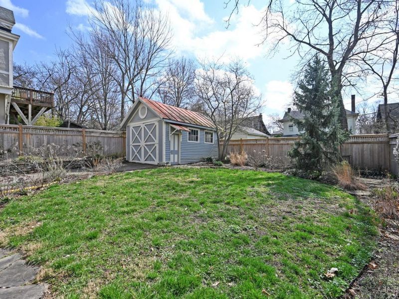 567 Howell Avenue, Cincinnati, OH 45220 Photo 70