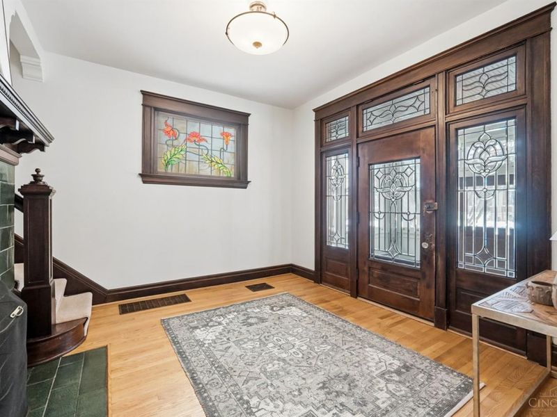 567 Howell Avenue, Cincinnati, OH 45220 Photo 8