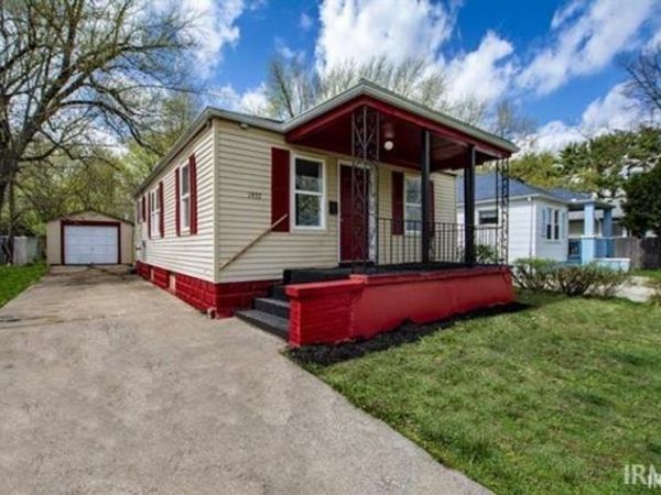 1937 Johnson Street, South Bend, IN 46628