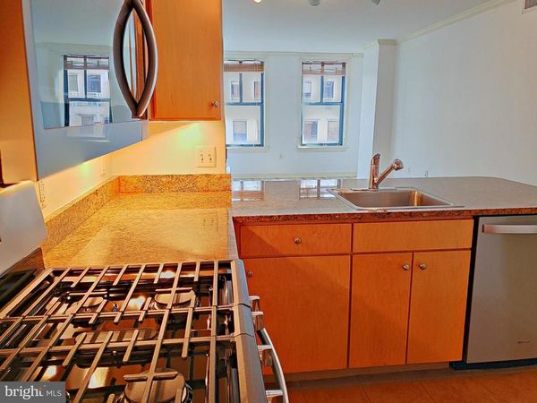 631 D STREET NW, Unit 1027, WASHINGTON, DC 20004