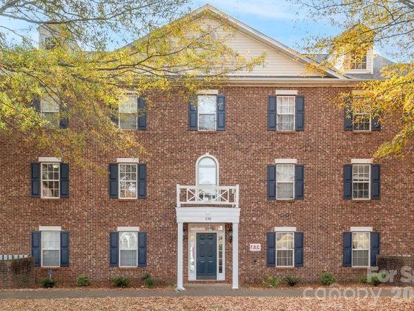 298 Town Park Drive , Unit 202, Advance, NC 27006