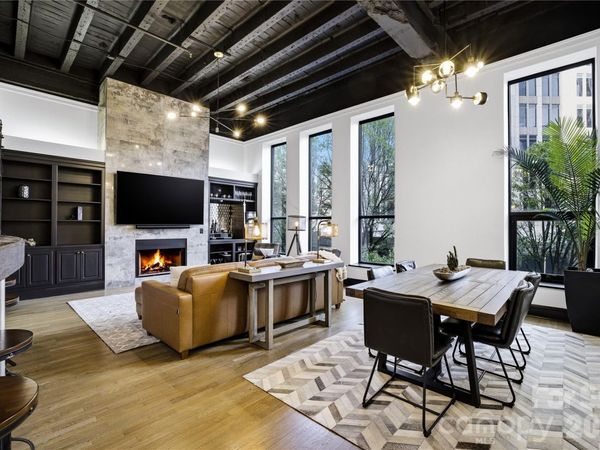 127 N Tryon Street, Unit 303, Charlotte, NC 28202